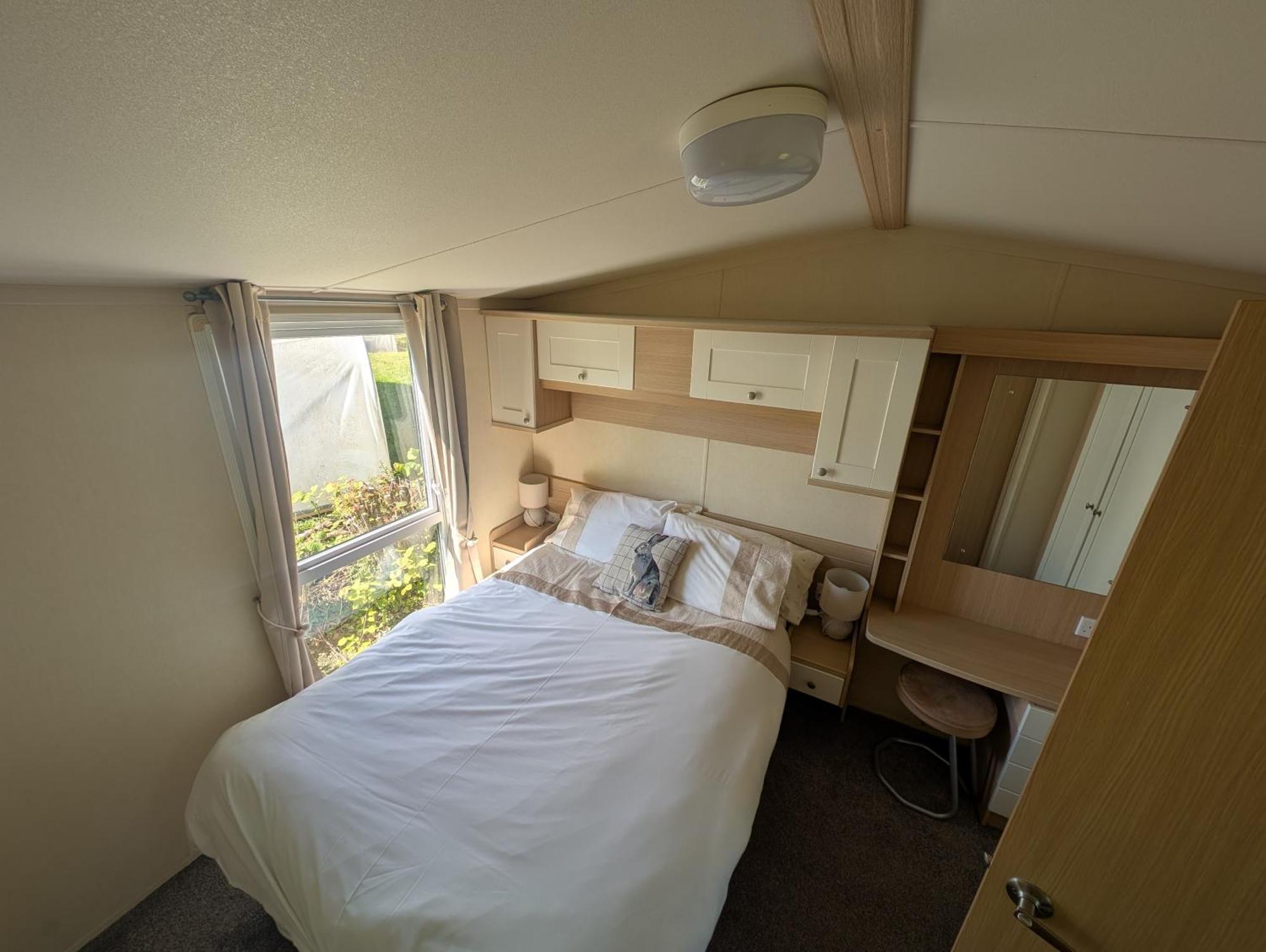 Red Squirrel Holiday Home In The Countryside, 10 Mins To Lligwy Beach Llandyfrydog Exterior foto